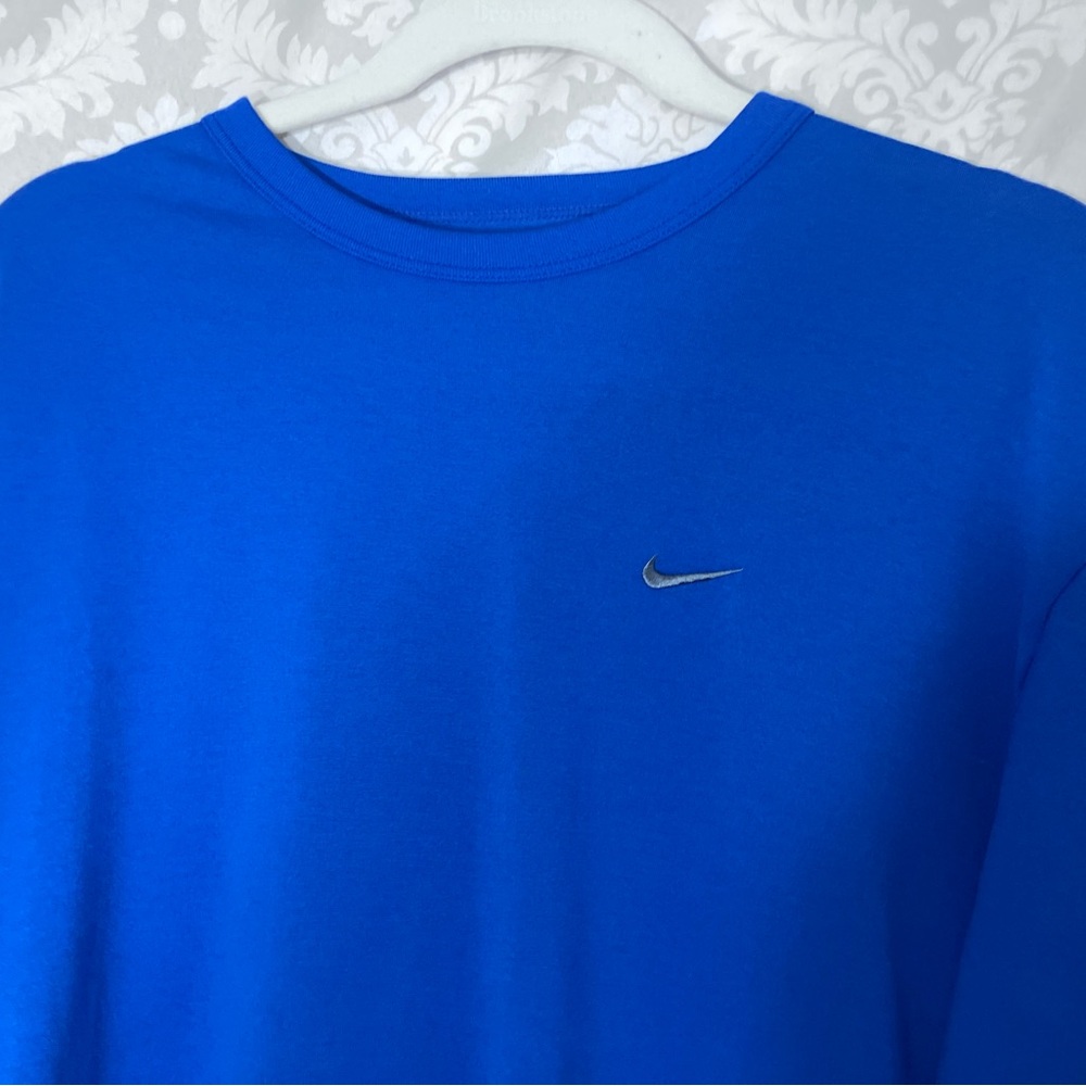 Nike Men's Blue Tee - Picture 6 of 11